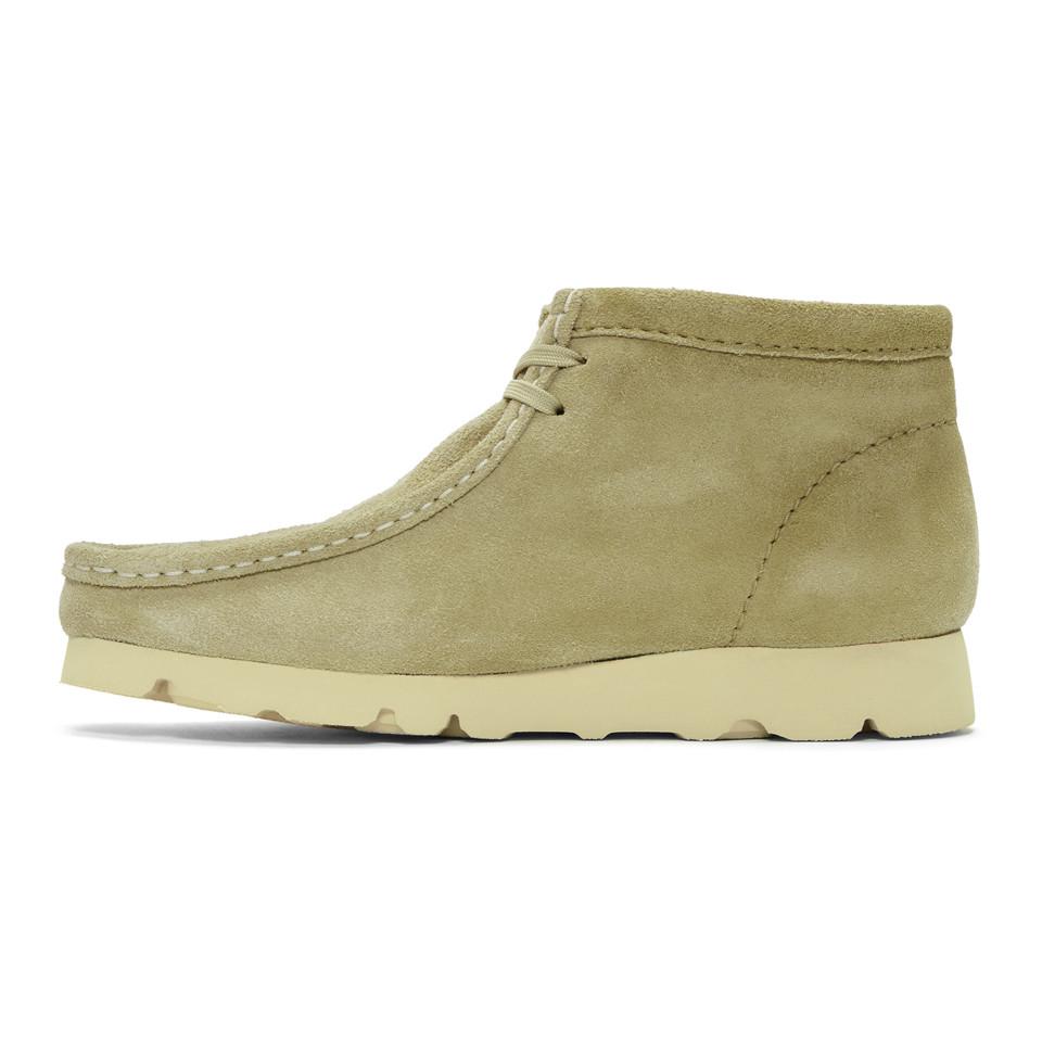 Clarks Beige Beams Edition Suede Wallabee Gtx Boots in Natural for Men |  Lyst