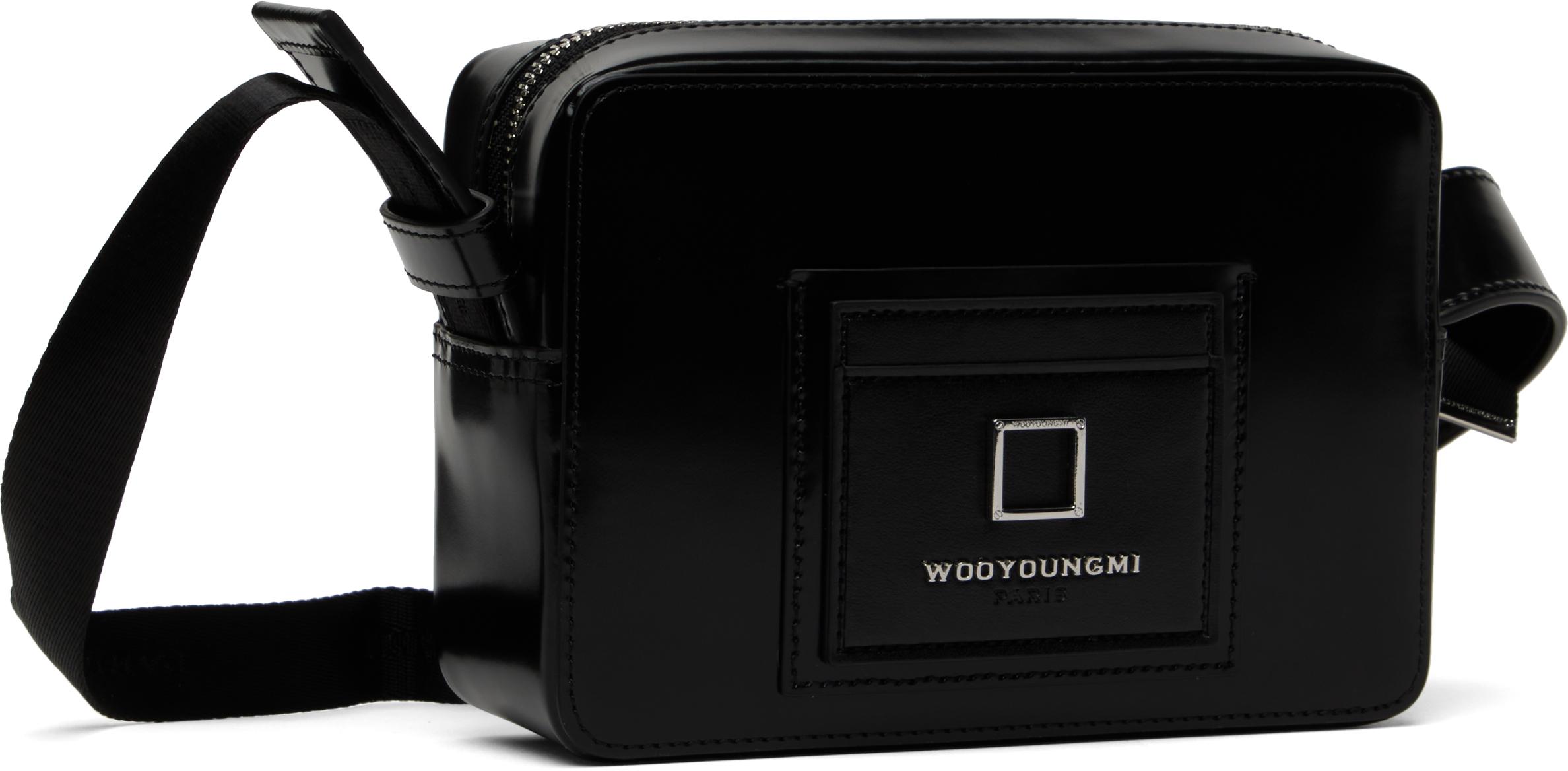☆25SS☆ブラックレザーメッセンジャーバッグ/WOOYOUNGMI☆ WOOYOUNGMI】ブラック ロゴ レザー メッセンジャーバッグ