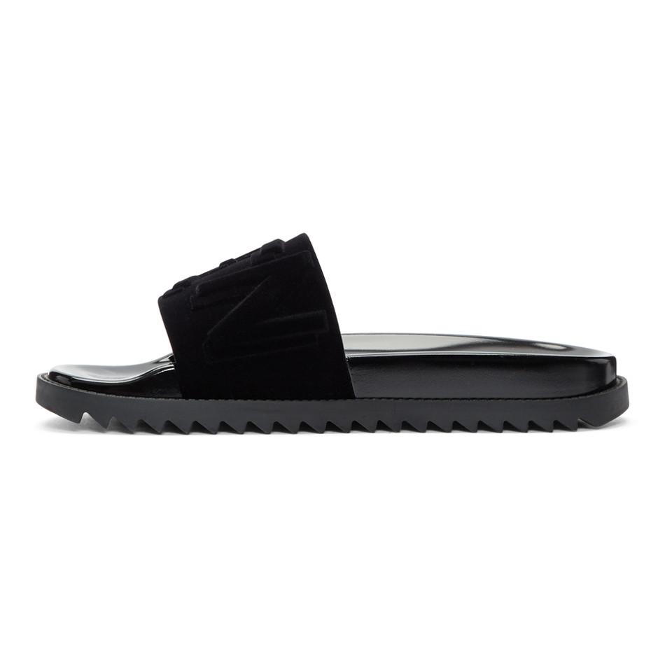 black fendi slides