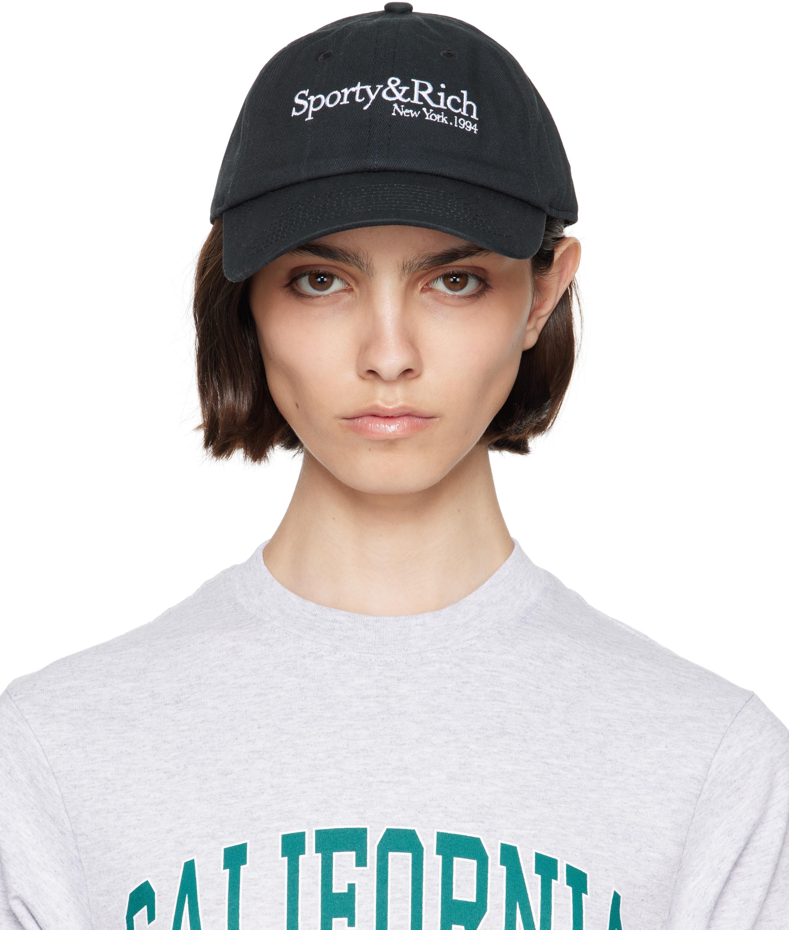 【関税込み】Sporty & Rich ブラック HWCNY キャップ Sporty & Rich(スポーティーアンドリッチ) キャップ(レディース