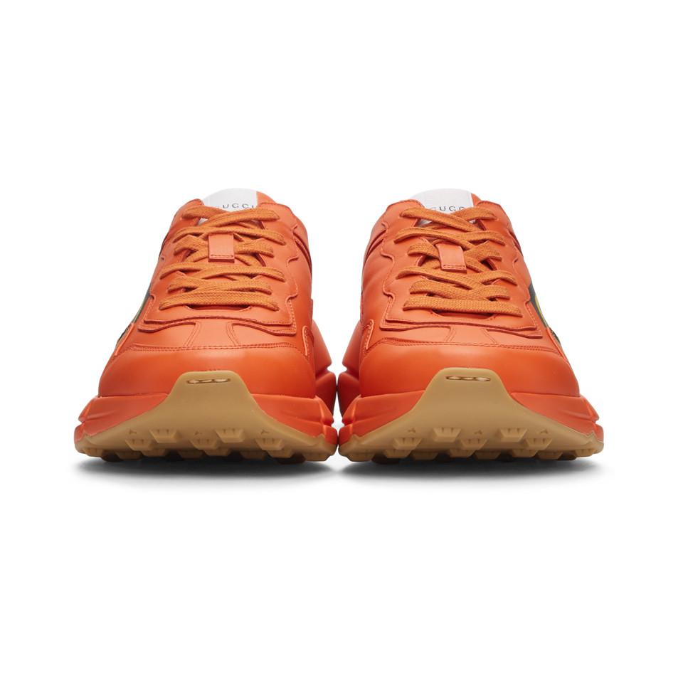 Praktisk historie frynser Gucci Leather Orange Logo Rhyton Sneakers for Men - Lyst