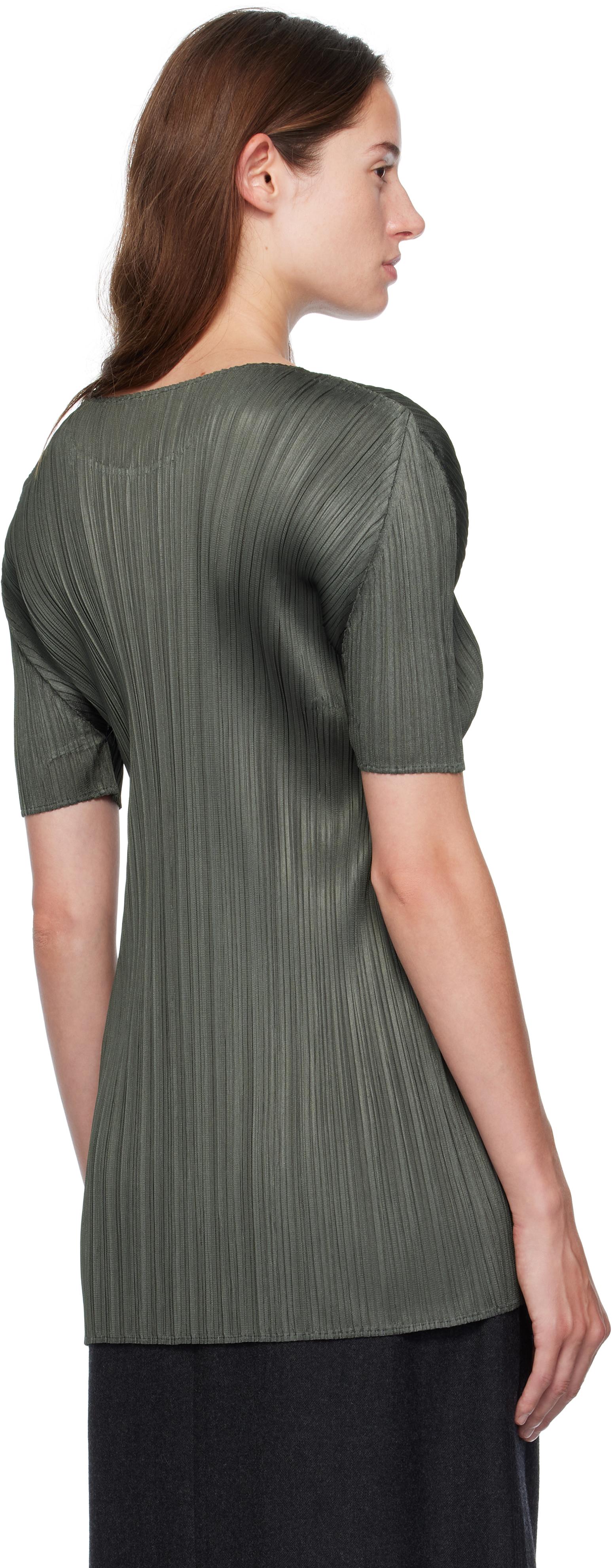 PLEATS PLEASE ISSEY MIYAKE　プリーツ Vネックトップス プリーツプリーズ】消しプリーツ Vネックトップス 3 イエロー