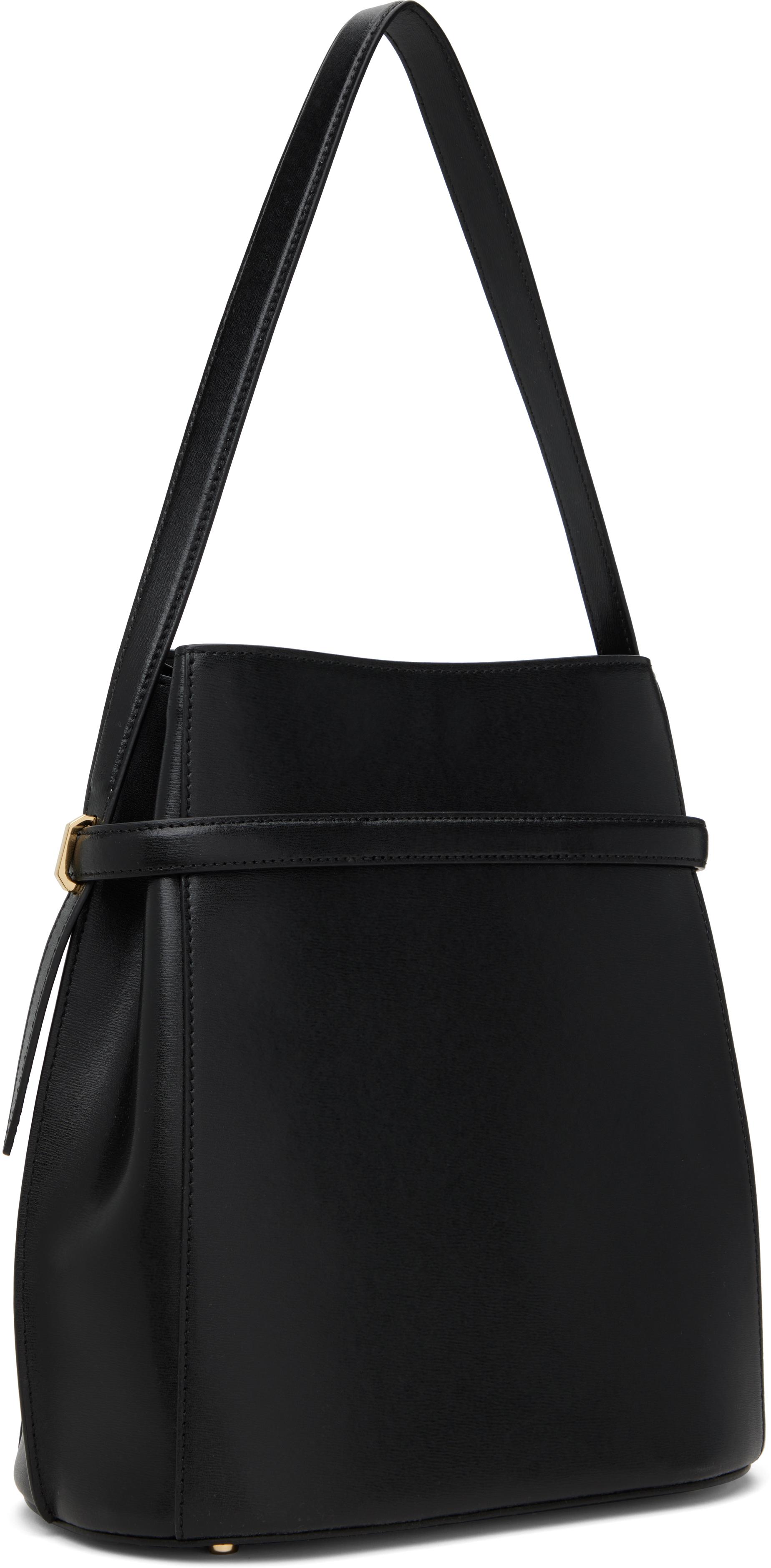 【関税込み】TOTEME ブラック ベルト レザー バケットバッグ TOTEME ベルテッド バケットバッグ | ブラック | FARFETCH JP