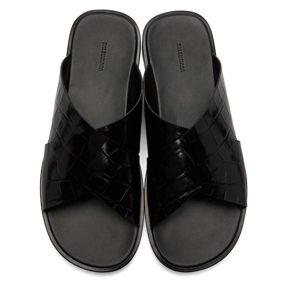 balenciaga crocs men