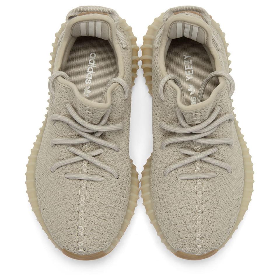 Yeezy Beige Boost 350 V2 Sneakers in Natural for Men | Lyst