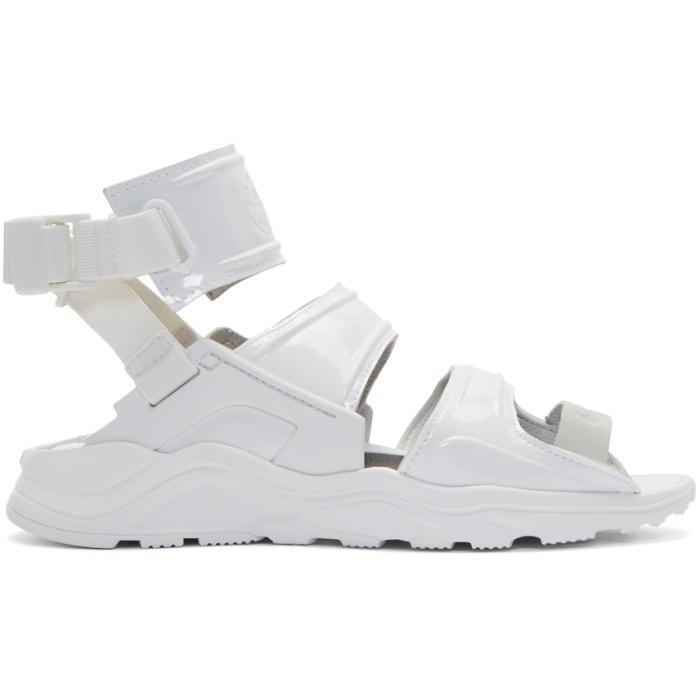 nike gladiator sandals amazon