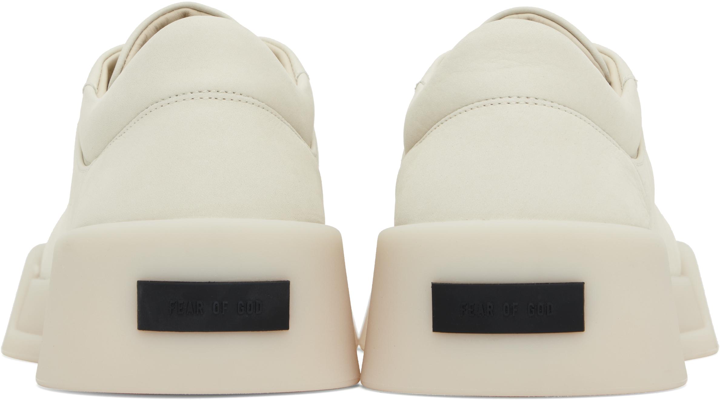 【関税込み】Fear of God ベージュ Moc ローカットスニーカー Fear Of God Moc Low スエード スニーカー | ブラウン | FARFETCH JP