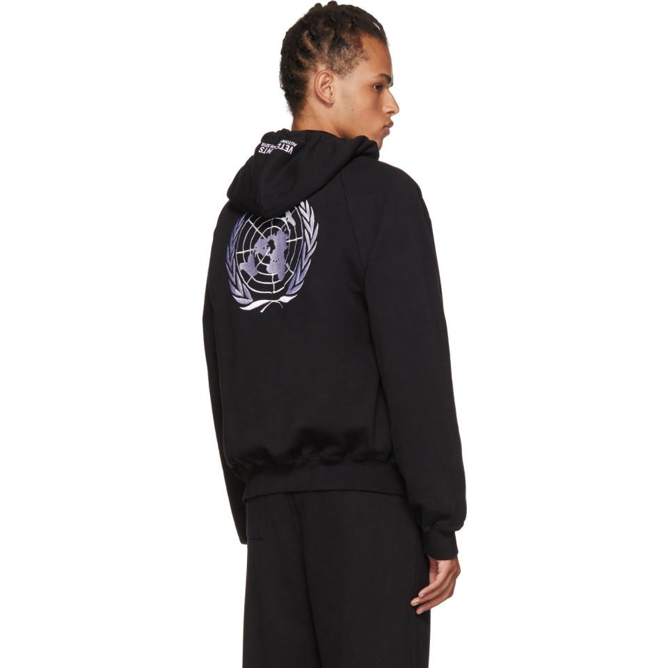 Vetements Black Free-hugs.com Normal Fitted Zip Hoodie for Men
