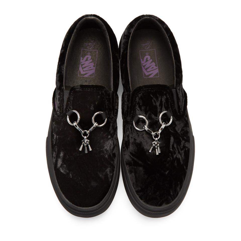 vans needles slip on