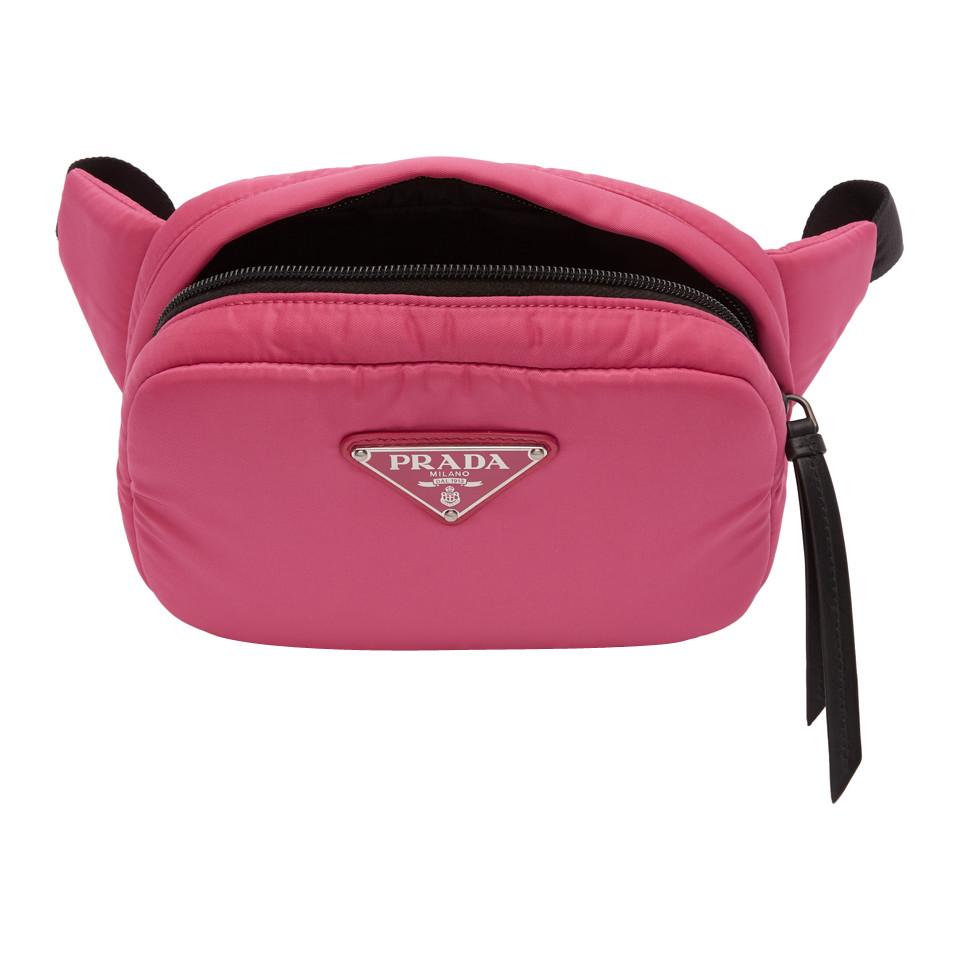 Prada Logo Plaque Padded Belt Bag in Fuchsia (Pink) | Lyst