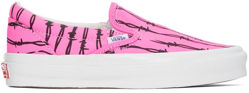 vans vault barbed wire