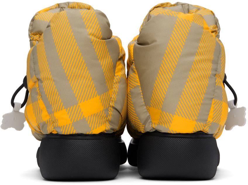 Burberryチェックピローブーツ BURBERRY Yellow Check Drawstring Pillow Padded Snow Boots