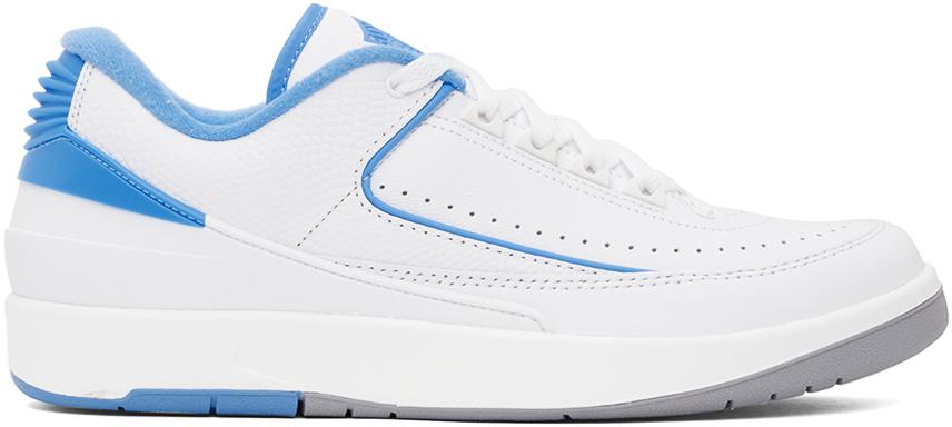 Jordan 2 deals blue and white