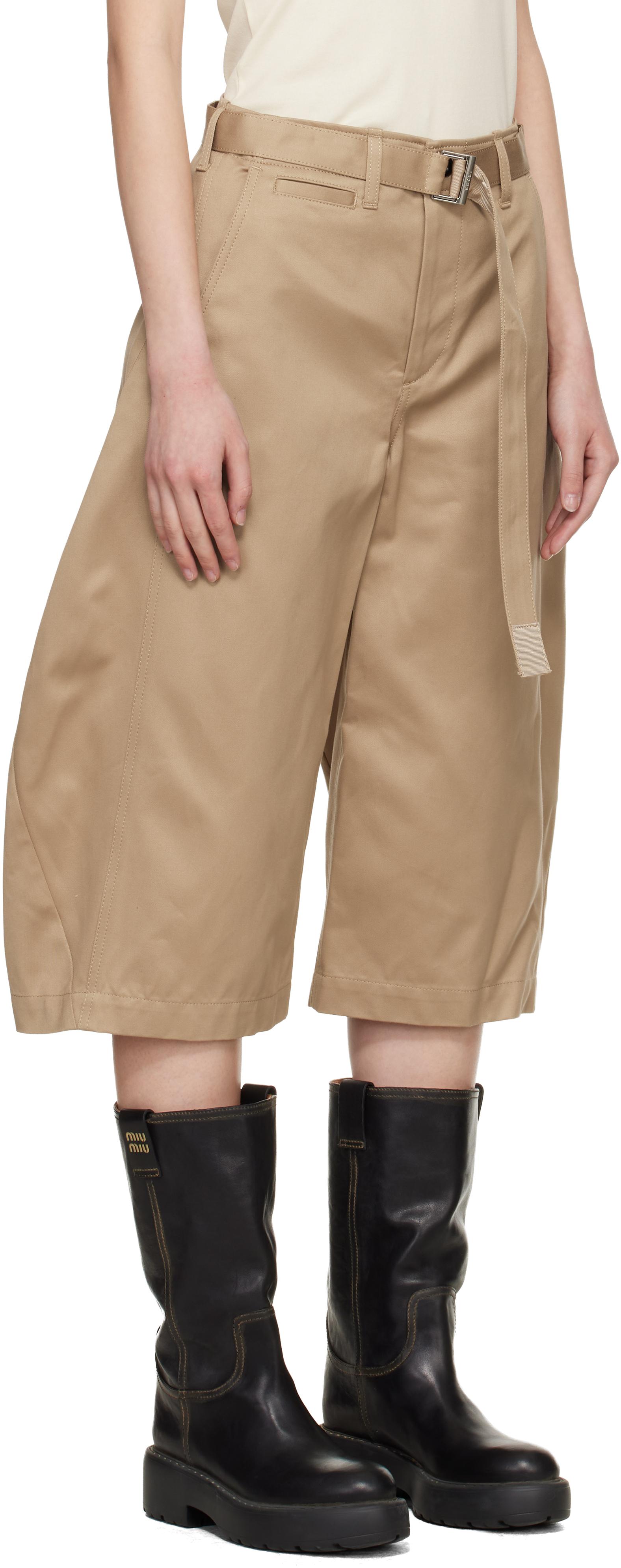 sacai chinos 26ss 新作 ベージュ ショートパンツ ベルト付き レディース Sacai ショートパンツ | オンラインセールは最大68%オフ | Lyst