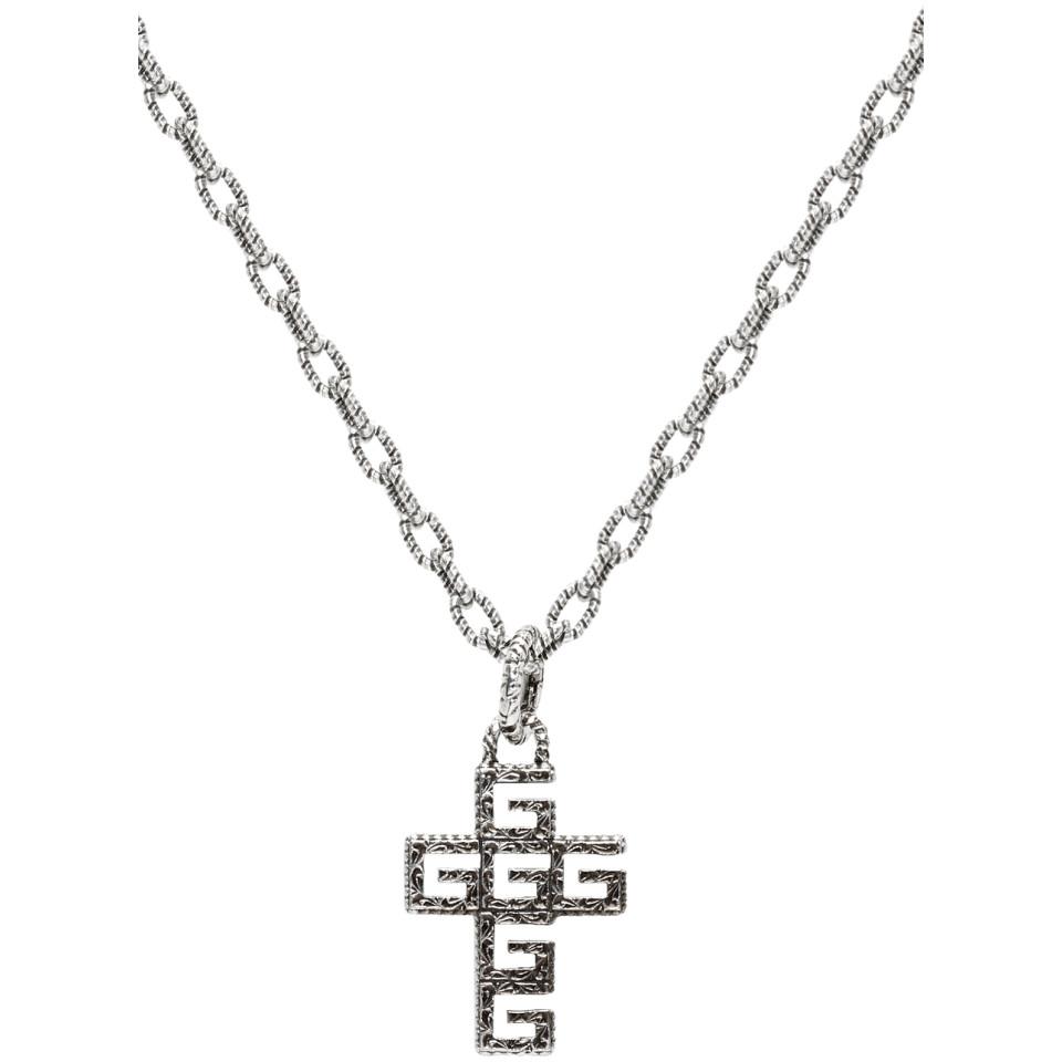 Isse Forudsætning Lænestol Gucci Silver Square G Cross Necklace in Metallic for Men | Lyst