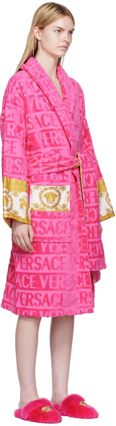 Versace 'i Heart Baroque' Robe in Pink
