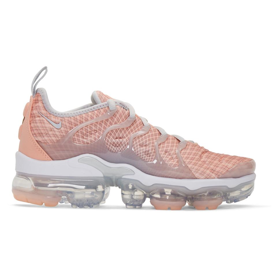 nike vapormax coral pink