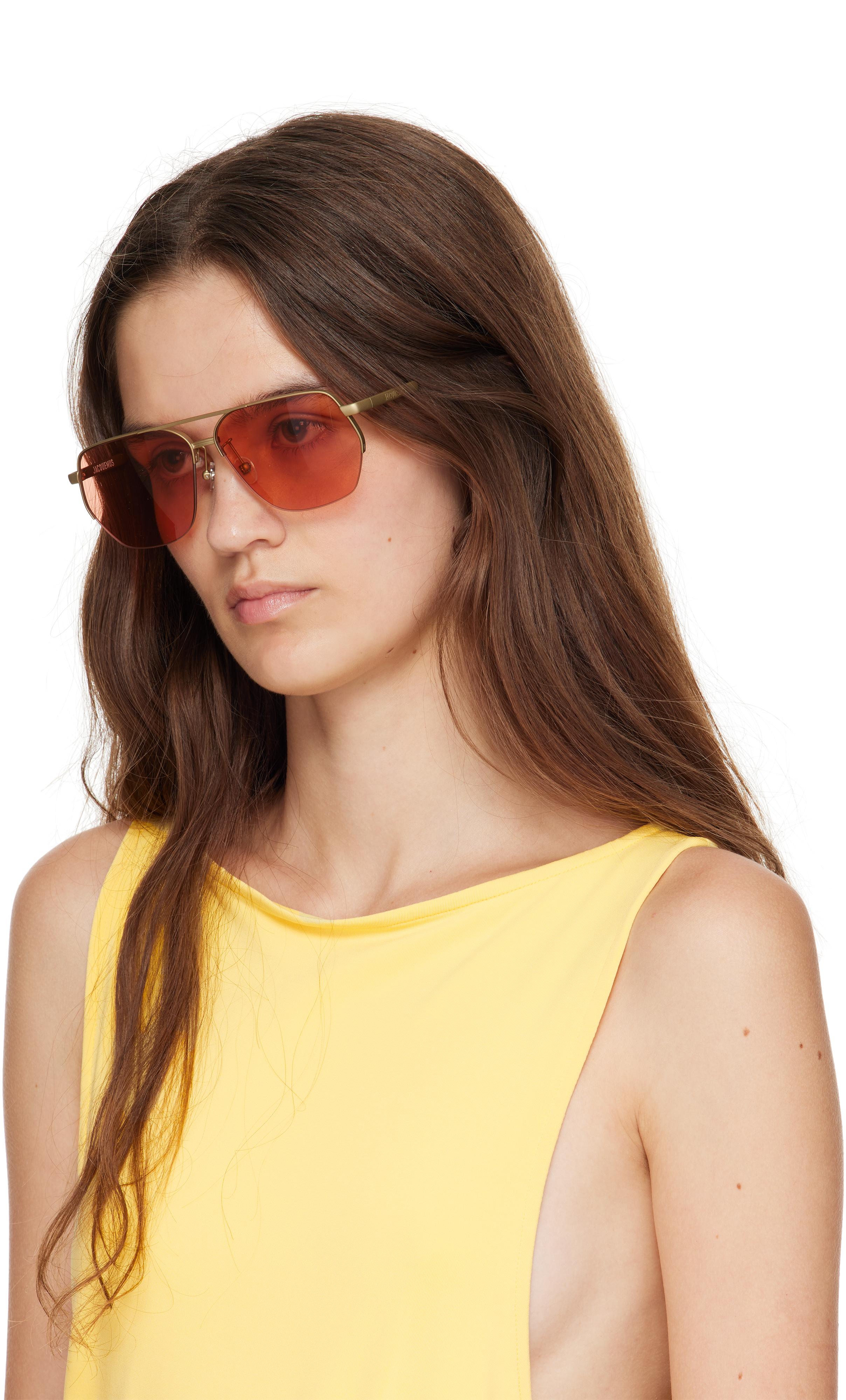 サングラス JACQUEMUS Woman Sunglasses Earth 245AC6545040 8DB The Ovalo sunglasses by JACQUEMUS | Official website