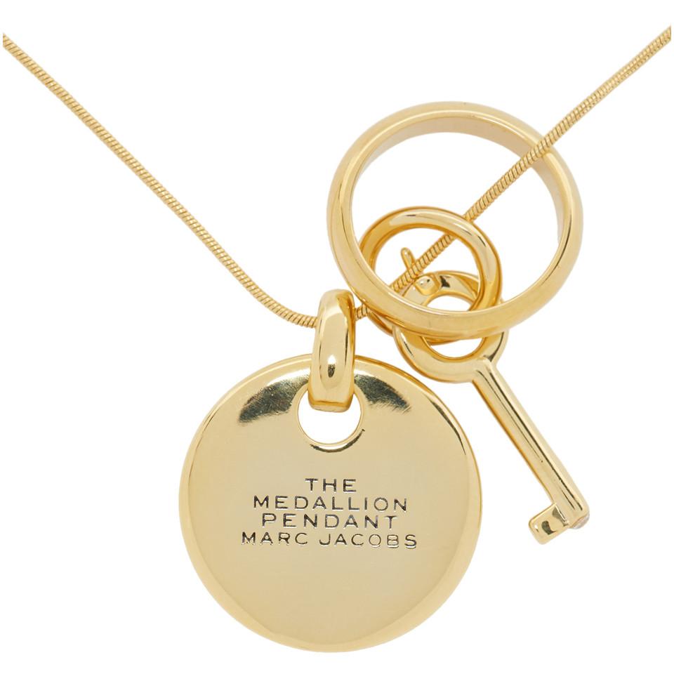 Marc Jacobs Gold The Medallion Pendant Necklace in Metallic | Lyst