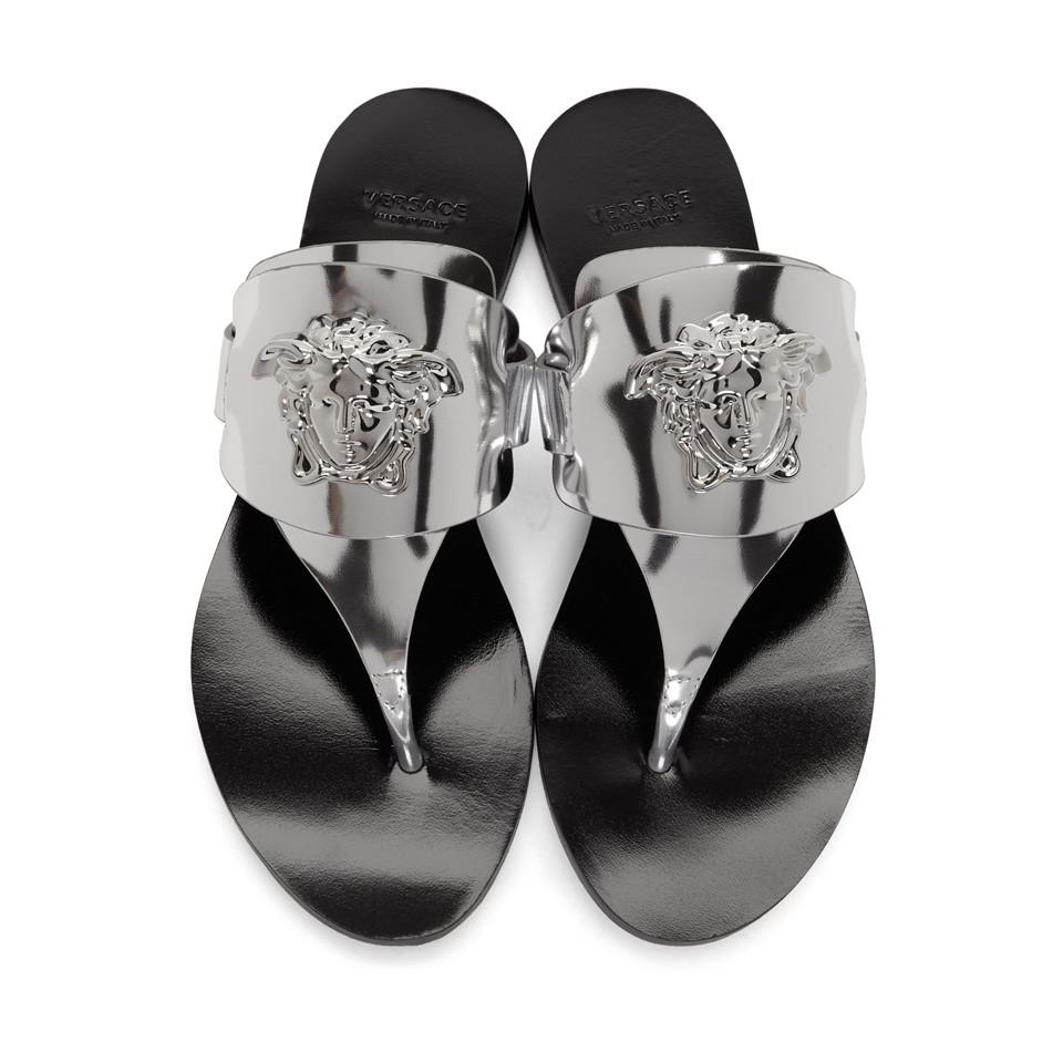 Versace Silver Palazzo Flat Thong Sandals in Metallic | Lyst
