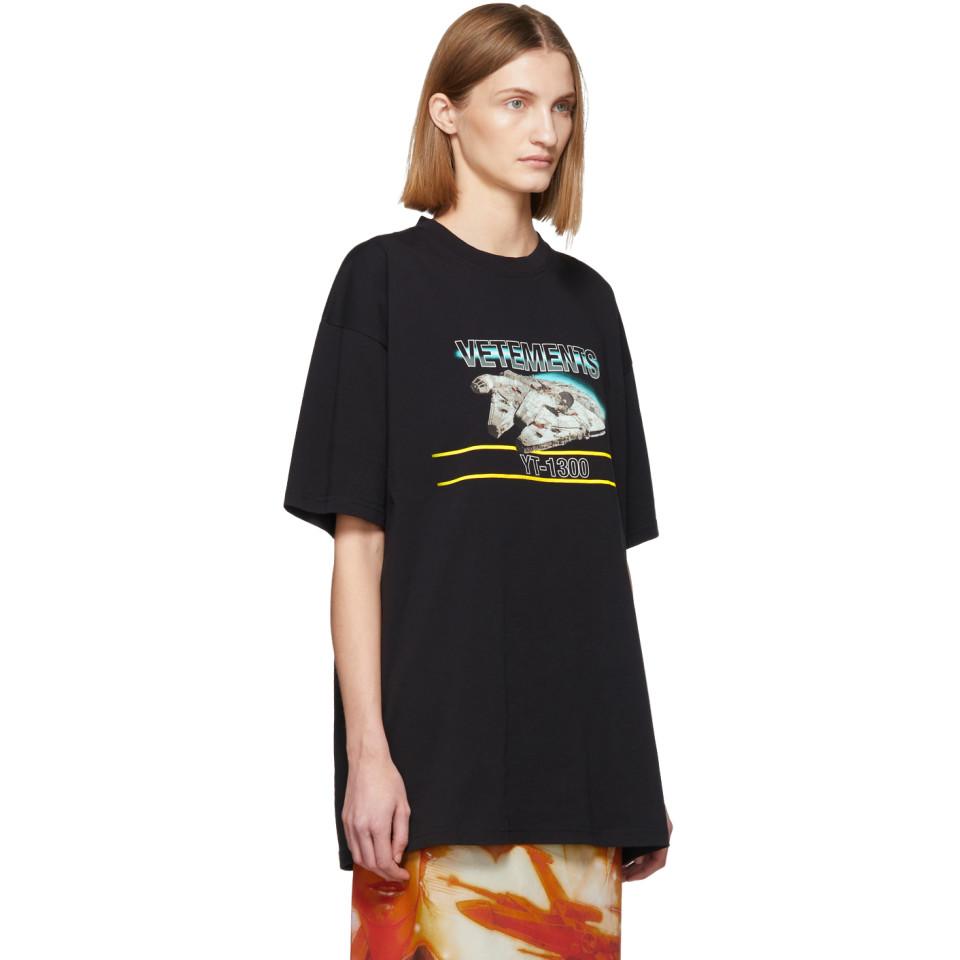 Vetements Women's Black Star Wars Edition Millennium Falcon T-shirt