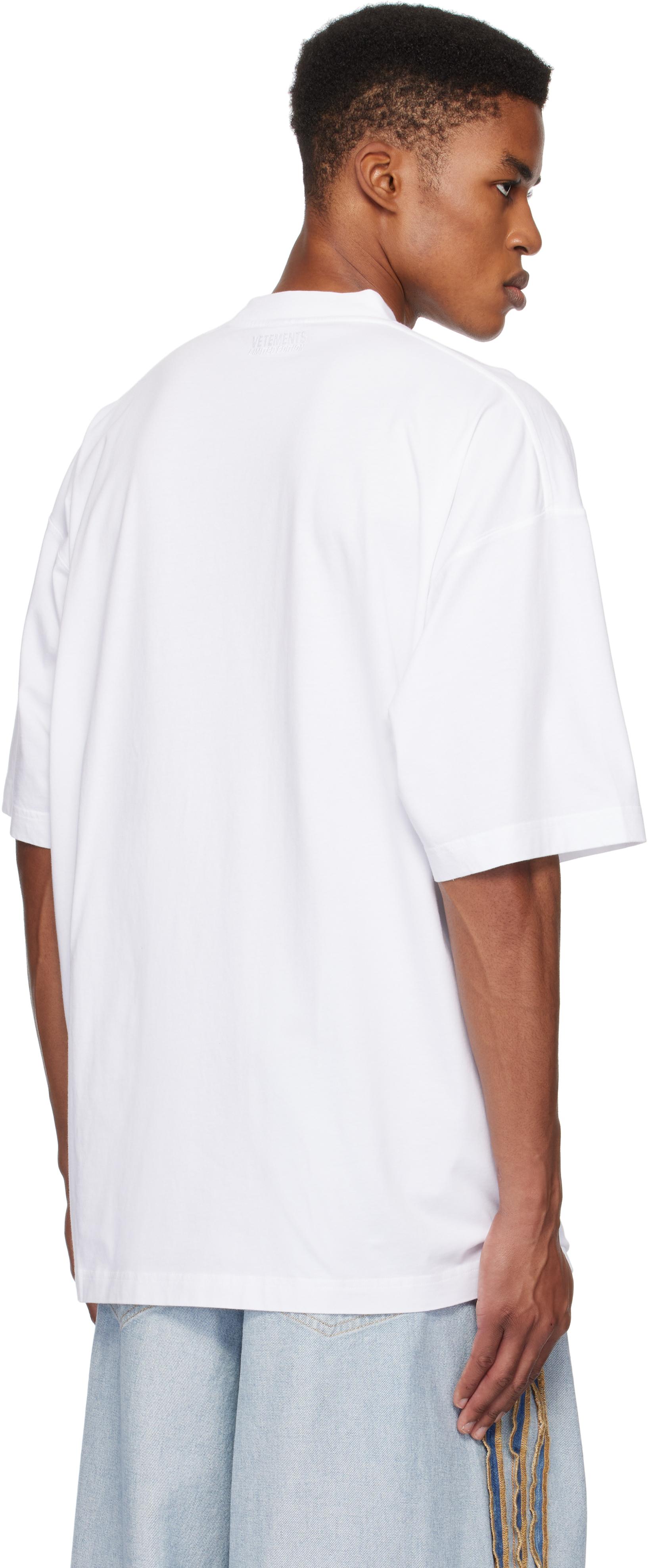 【VETEMENTS】She Never Looked Nice オーバーサイズ Tシャツ Vetements 'She Never Looked Nice' Oversized T-Shirt in White