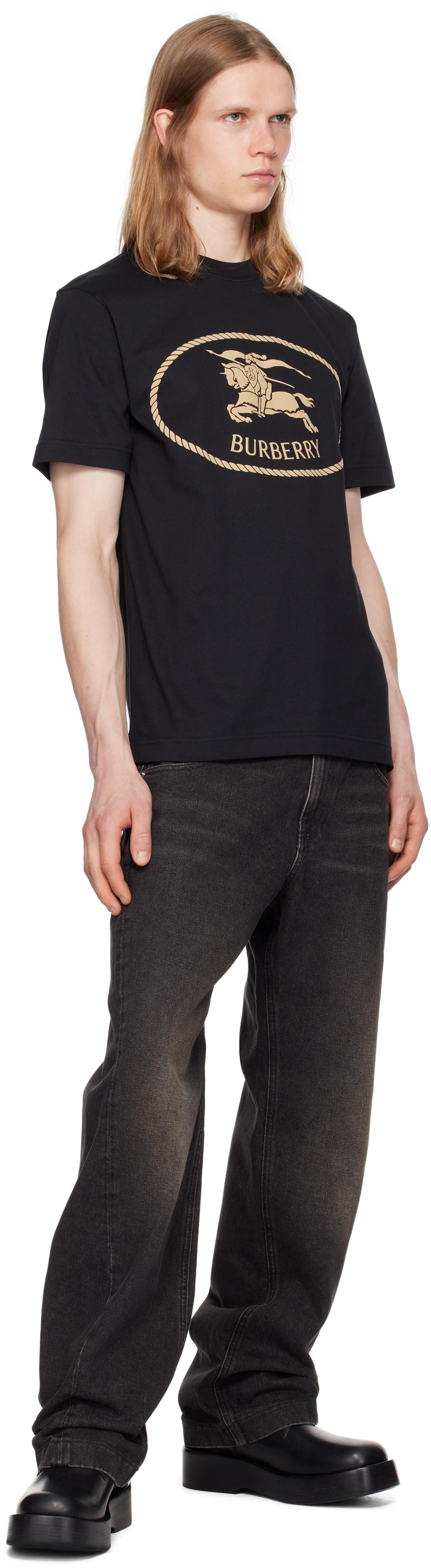【関税込み】Burberry ブラック Knight Stamp コットン Tシャツ Knight Stamp Cotton T-shirt in Black - Men | Burberry® Official