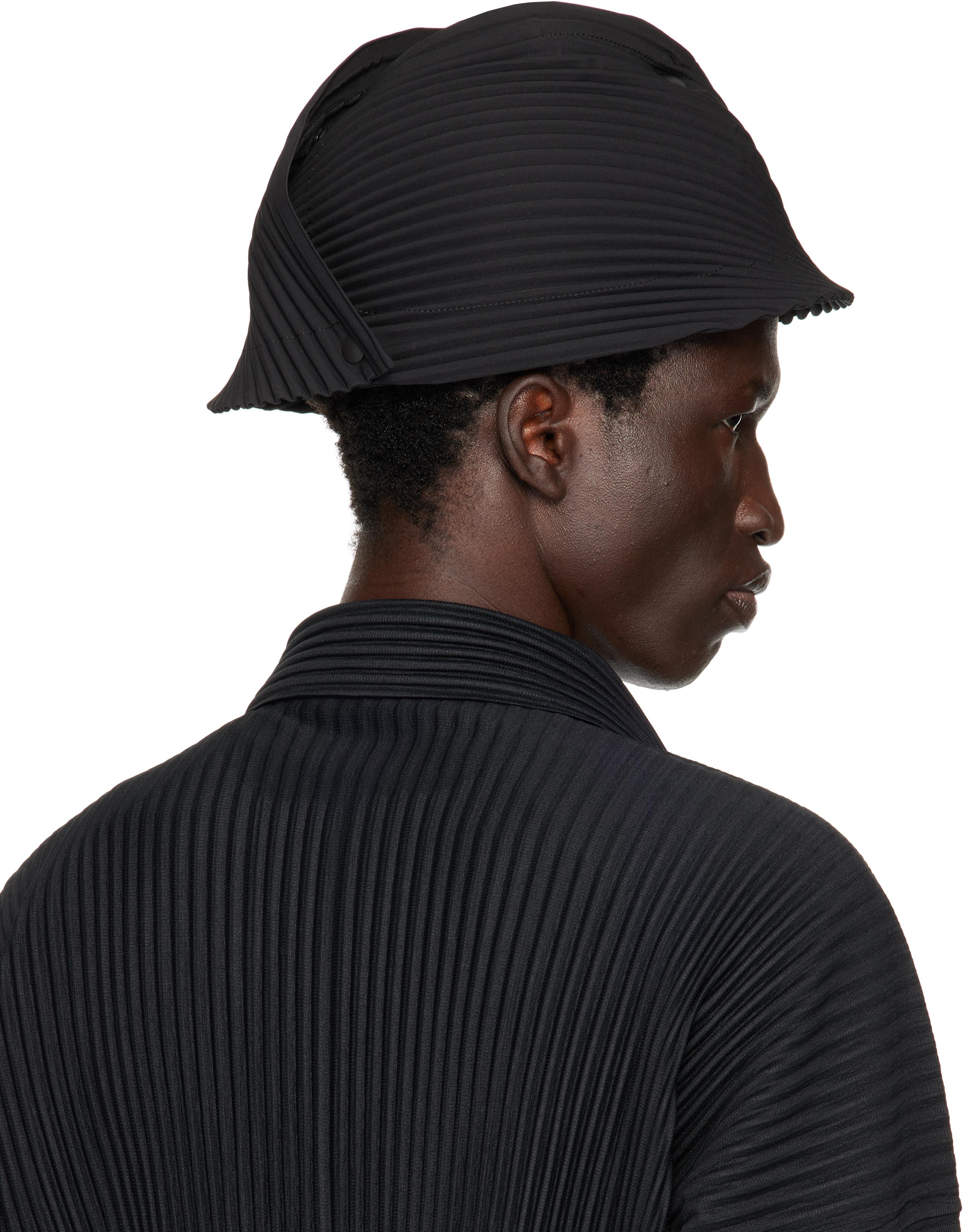 HOMME PLISSÉ ISSEY MIYAKE バケットハット 黒 HOMME PLISSÉ ISSEY MIYAKE バケットハット 黒 Homme Plisse