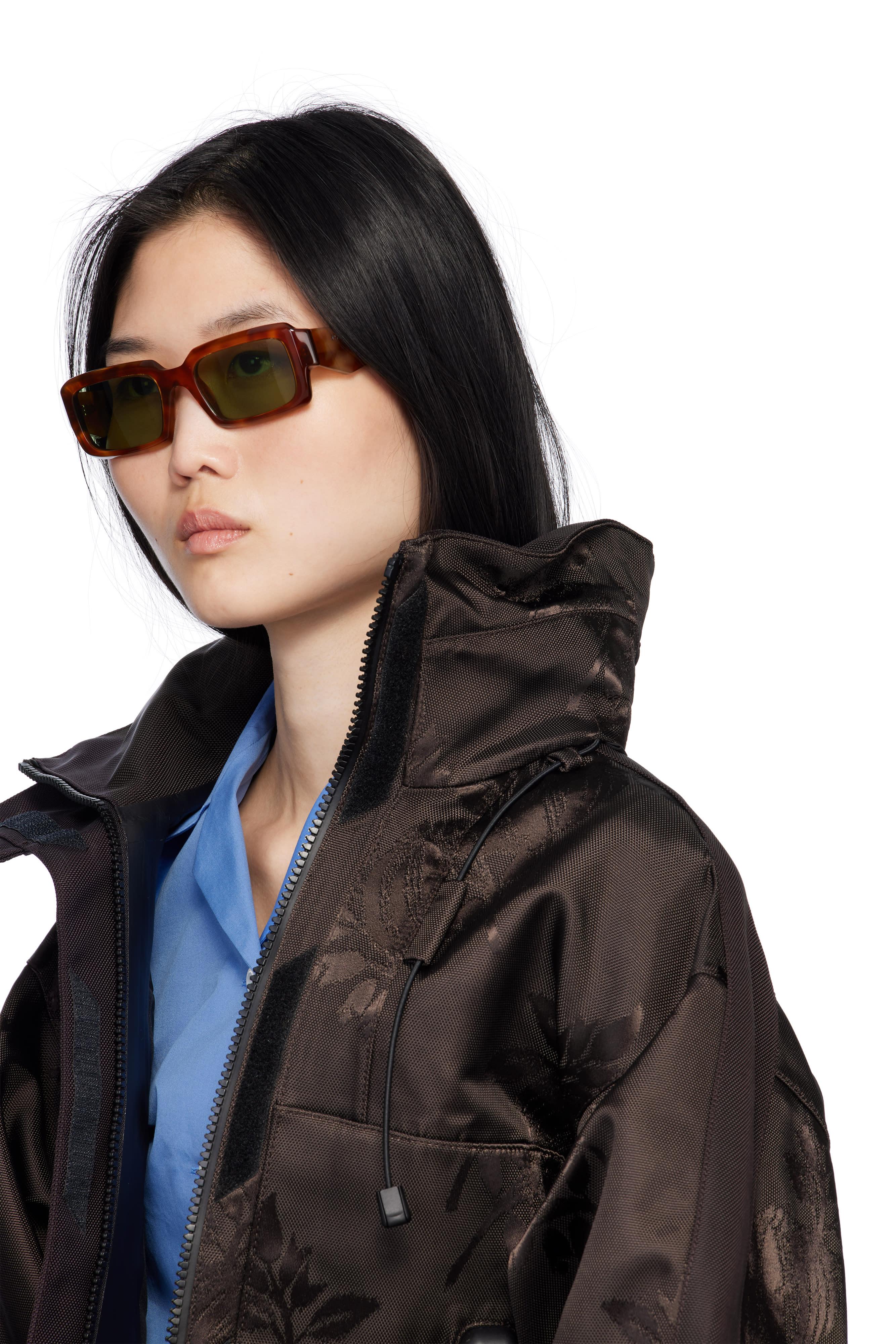 Prada レディース ブラック ブラウン スクエアサングラス サングラス Prada レディース ブラック ブラウン スクエアサングラス サングラス