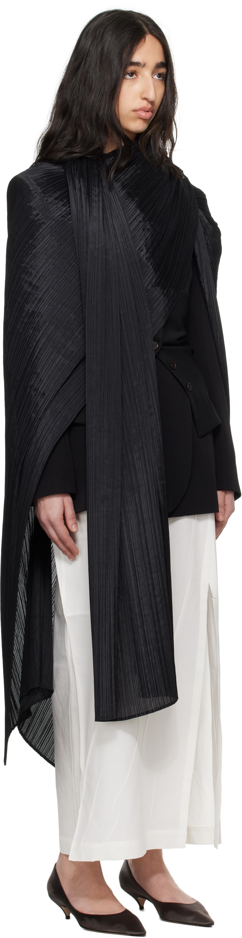 Pleats Please Issey Miyake Basic Madame-T Stole in Black | Lyst