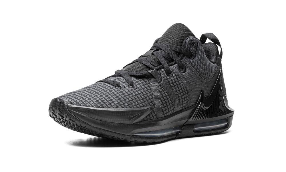 lebron 7 all black