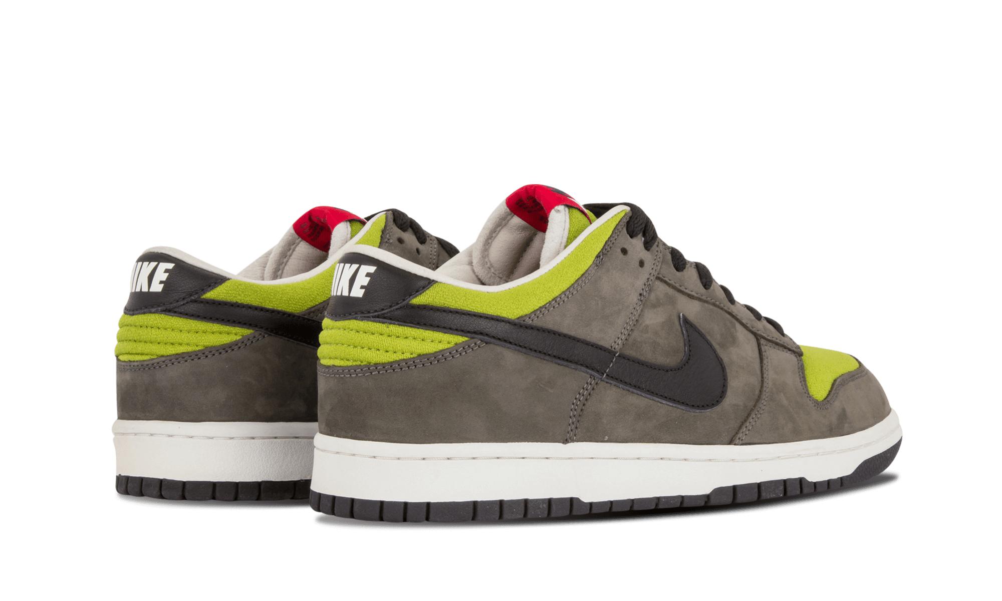 mens low nike dunks