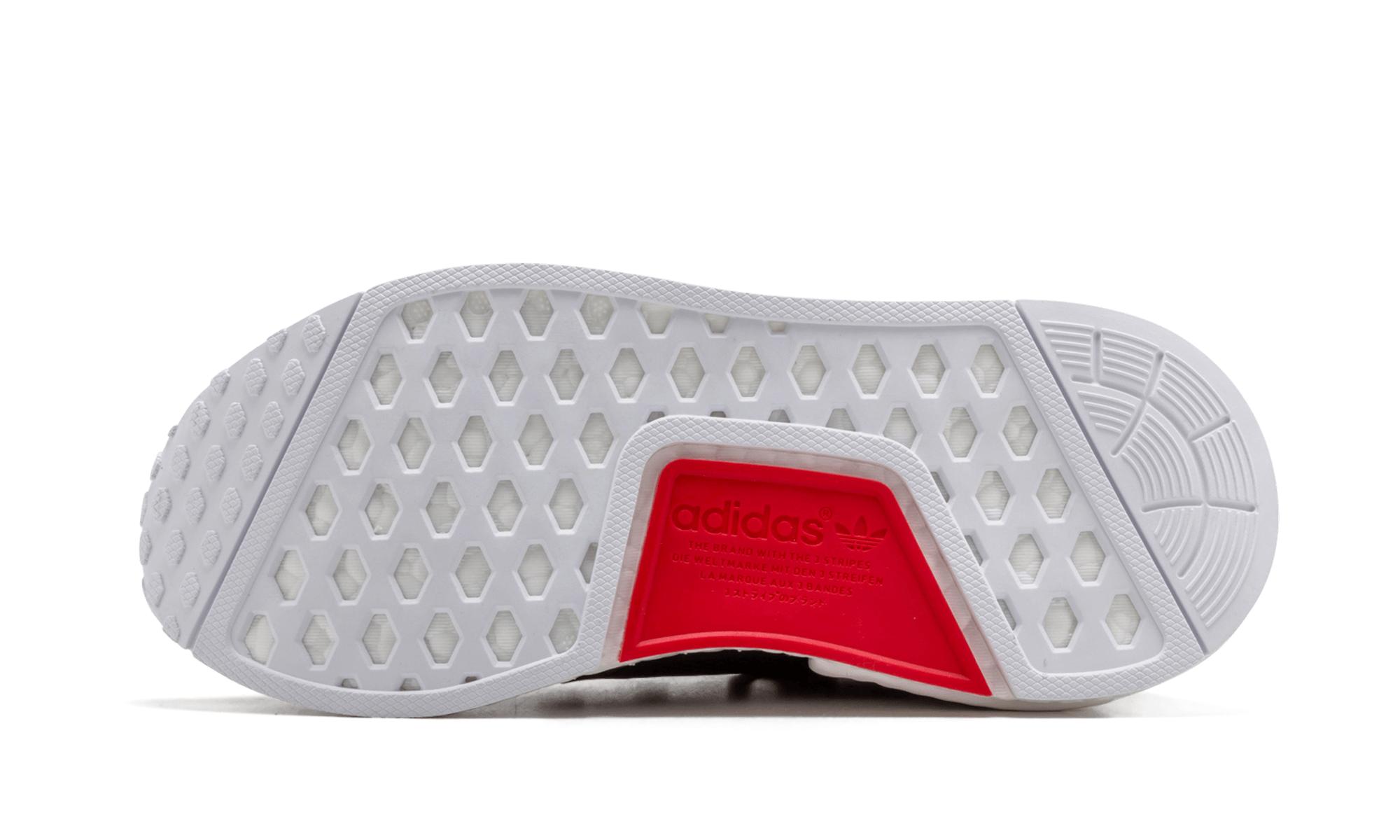 nmd_xr1 pk w