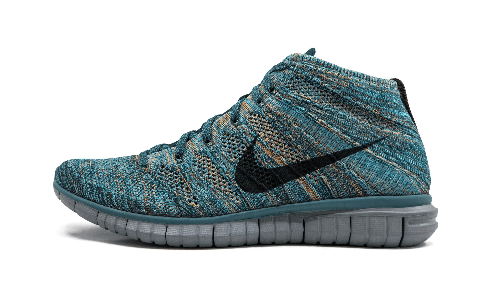 nike flyknit chukka 9.5