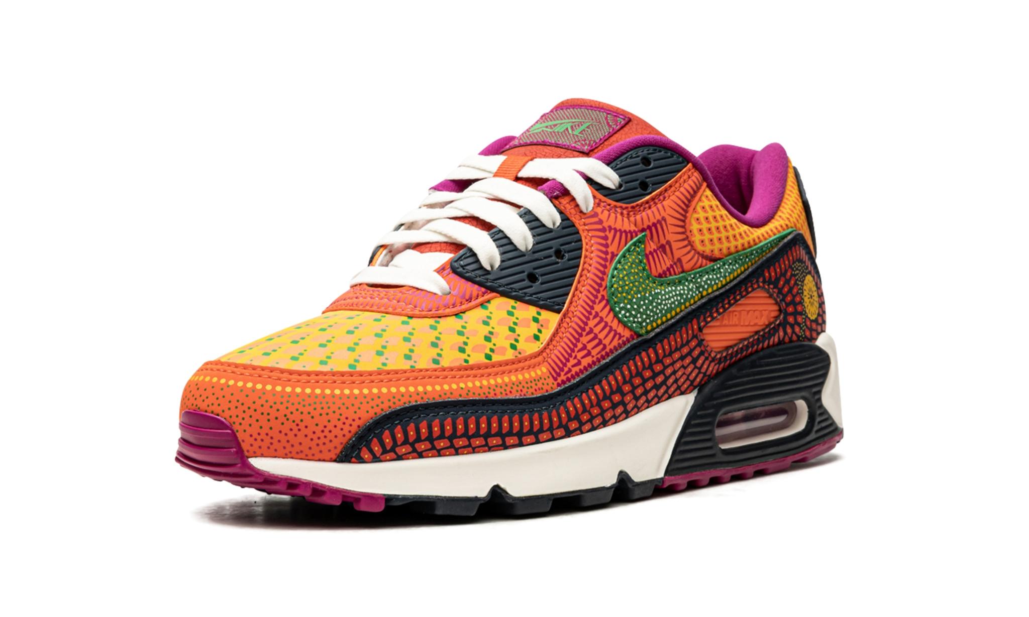 Nike Air Max 90 "dia De Los Muertos" Shoes in Black for Men | Lyst UK