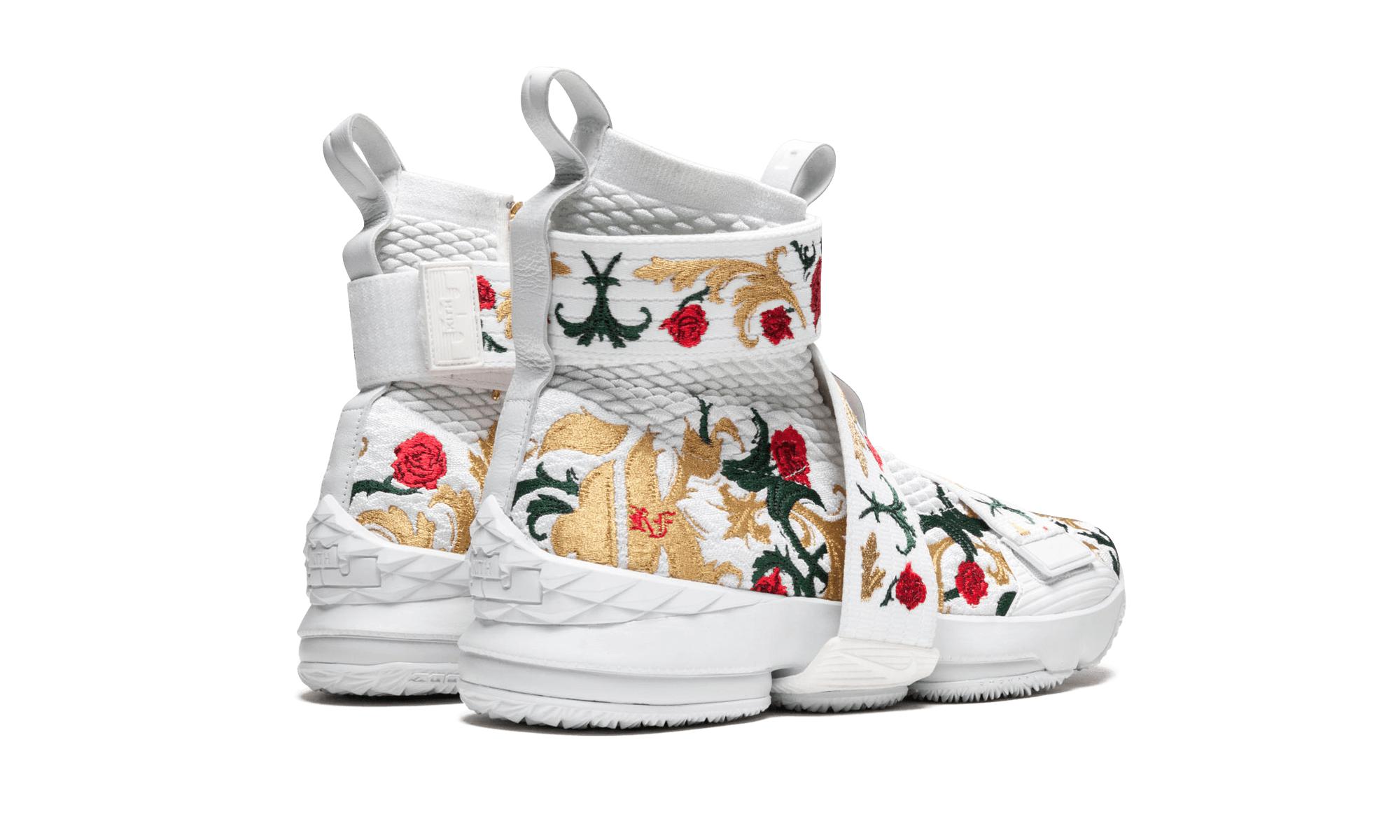 lebron 15 lif