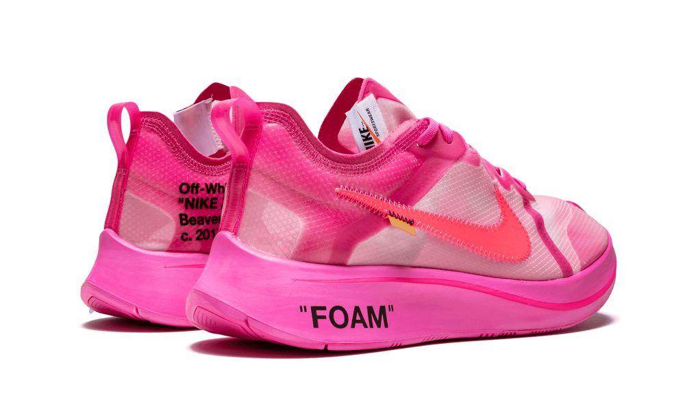 the 10 nike zoom fly pink