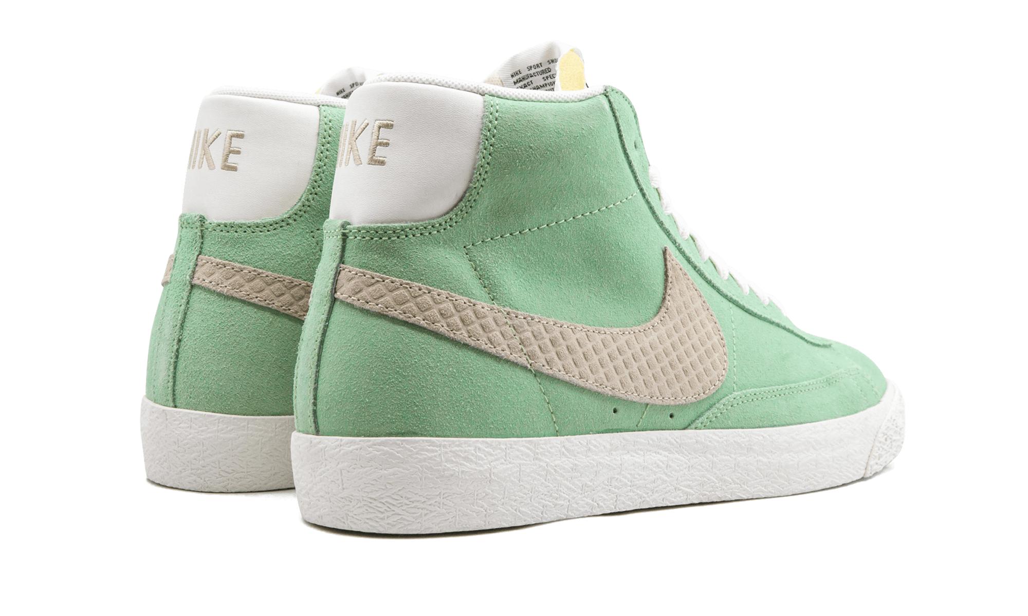 blazer mid prm vntg