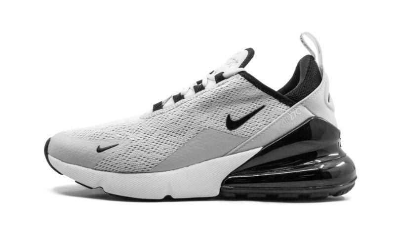Nike Air Max 270 Shoes in Black | Lyst UK