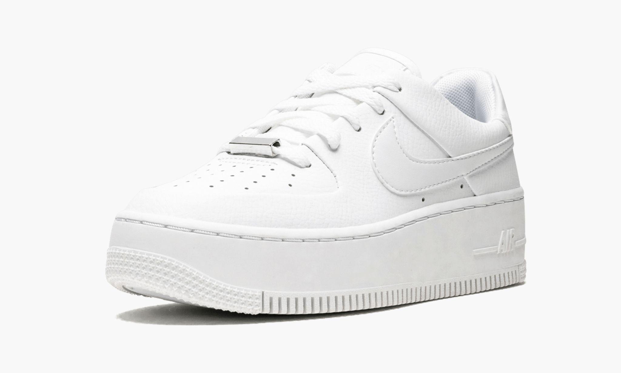 Nike Air Force 1 Sage Low "triple White" Shoes in Black | Lyst