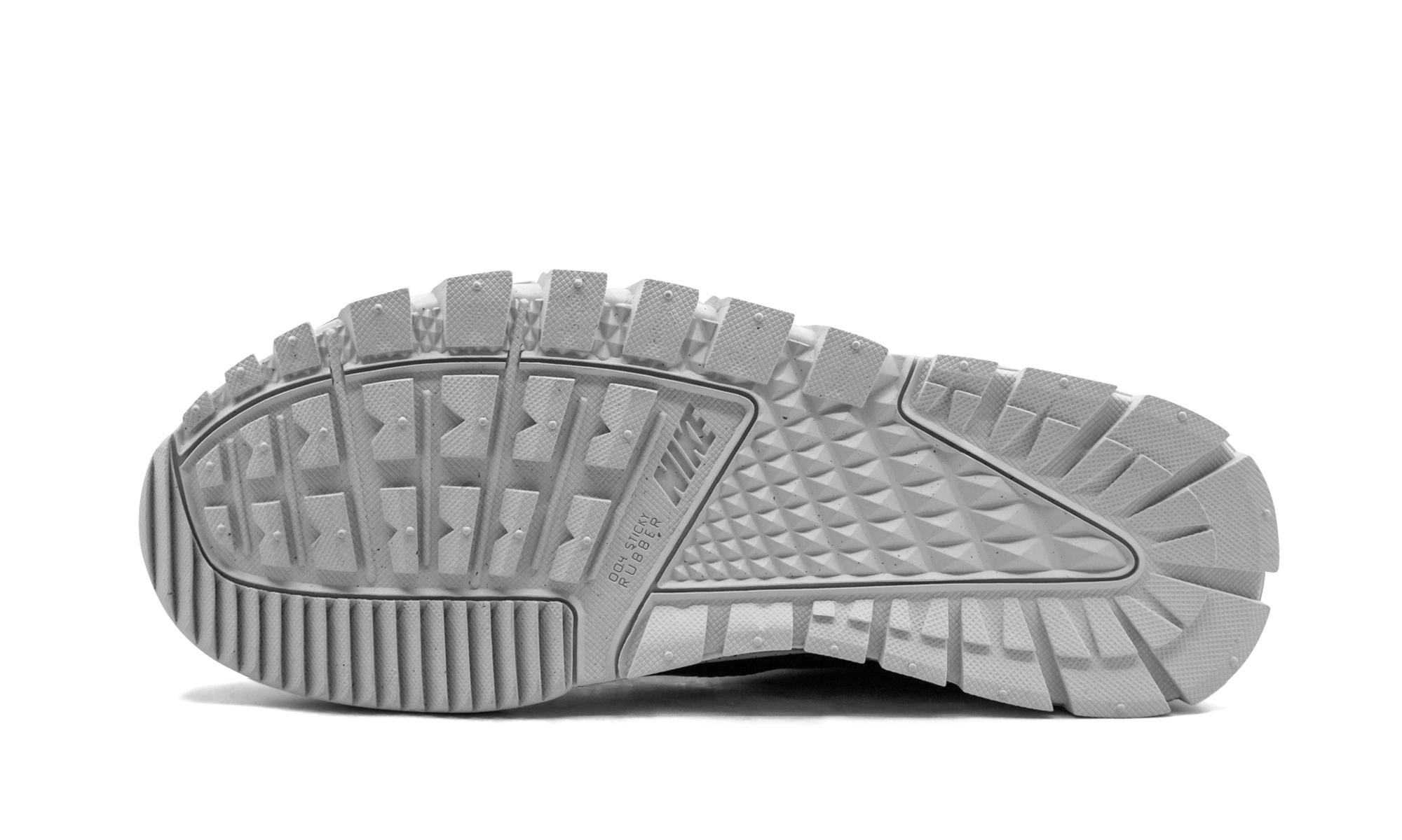 nike air trainer sc boot