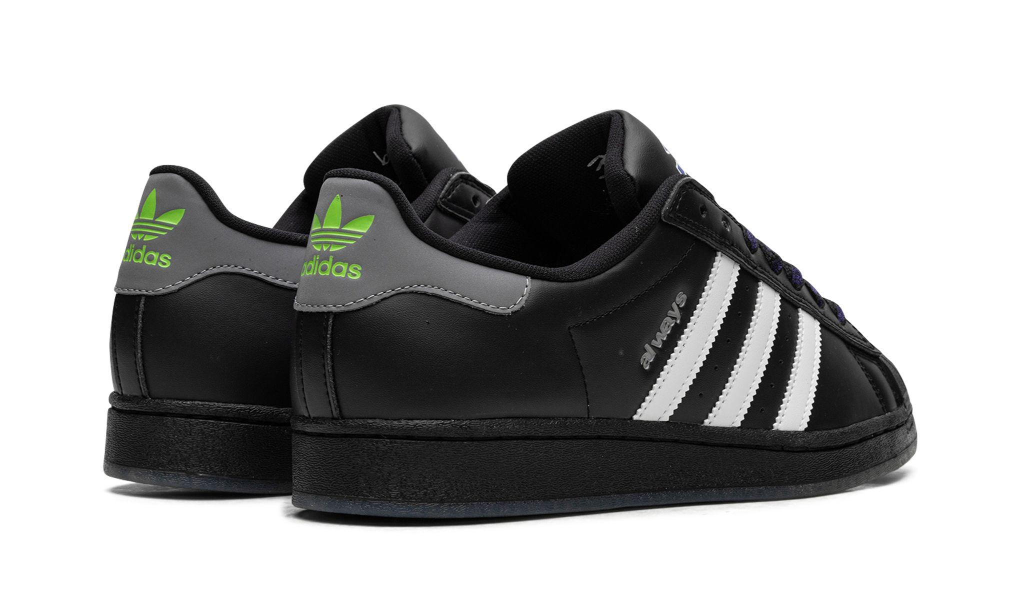 adidas Superstar Adv 