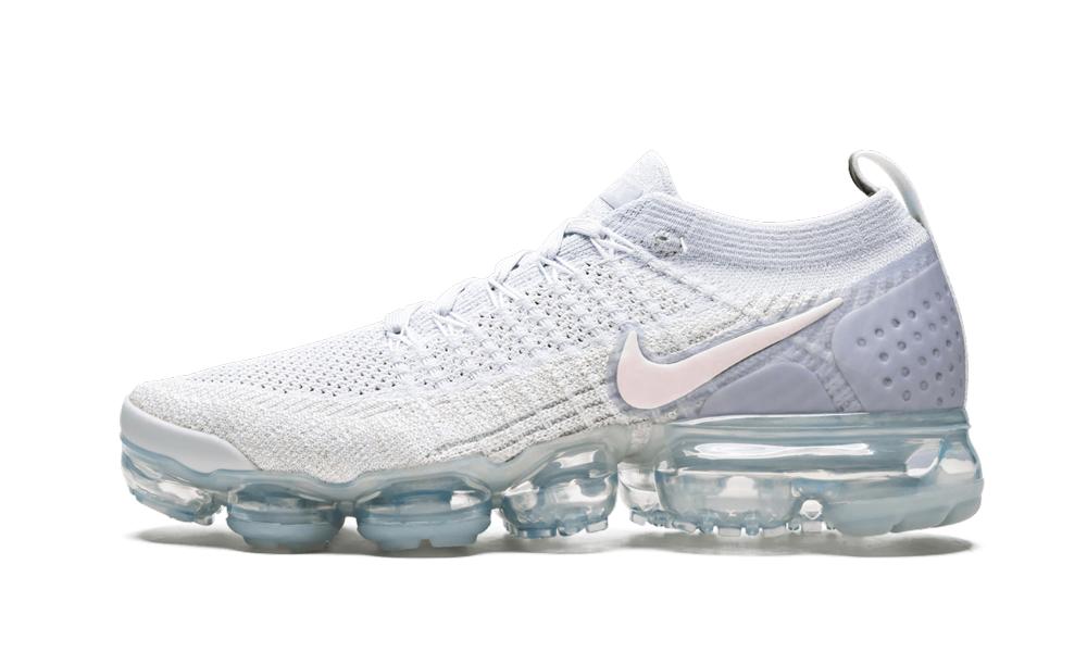 nike women's air vapormax flyknit 2 running shoes white