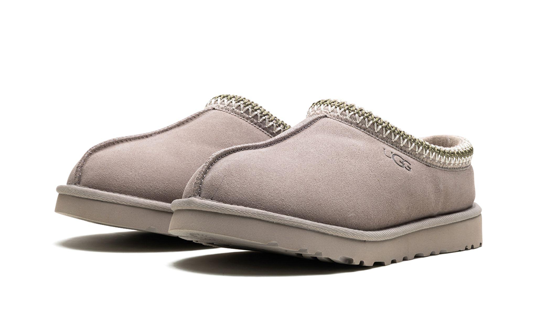 Light grey cheap men uggs