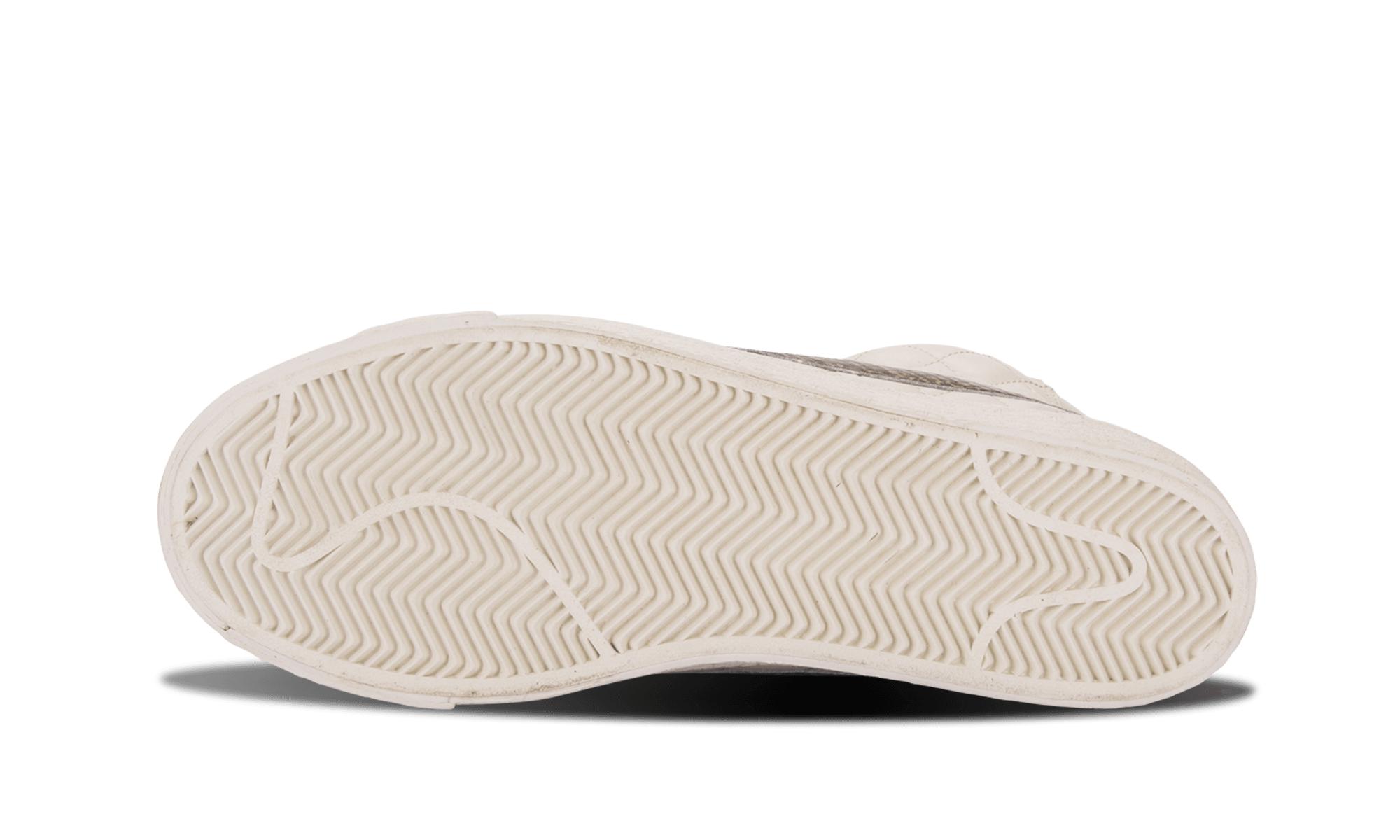 nike supreme blazer white