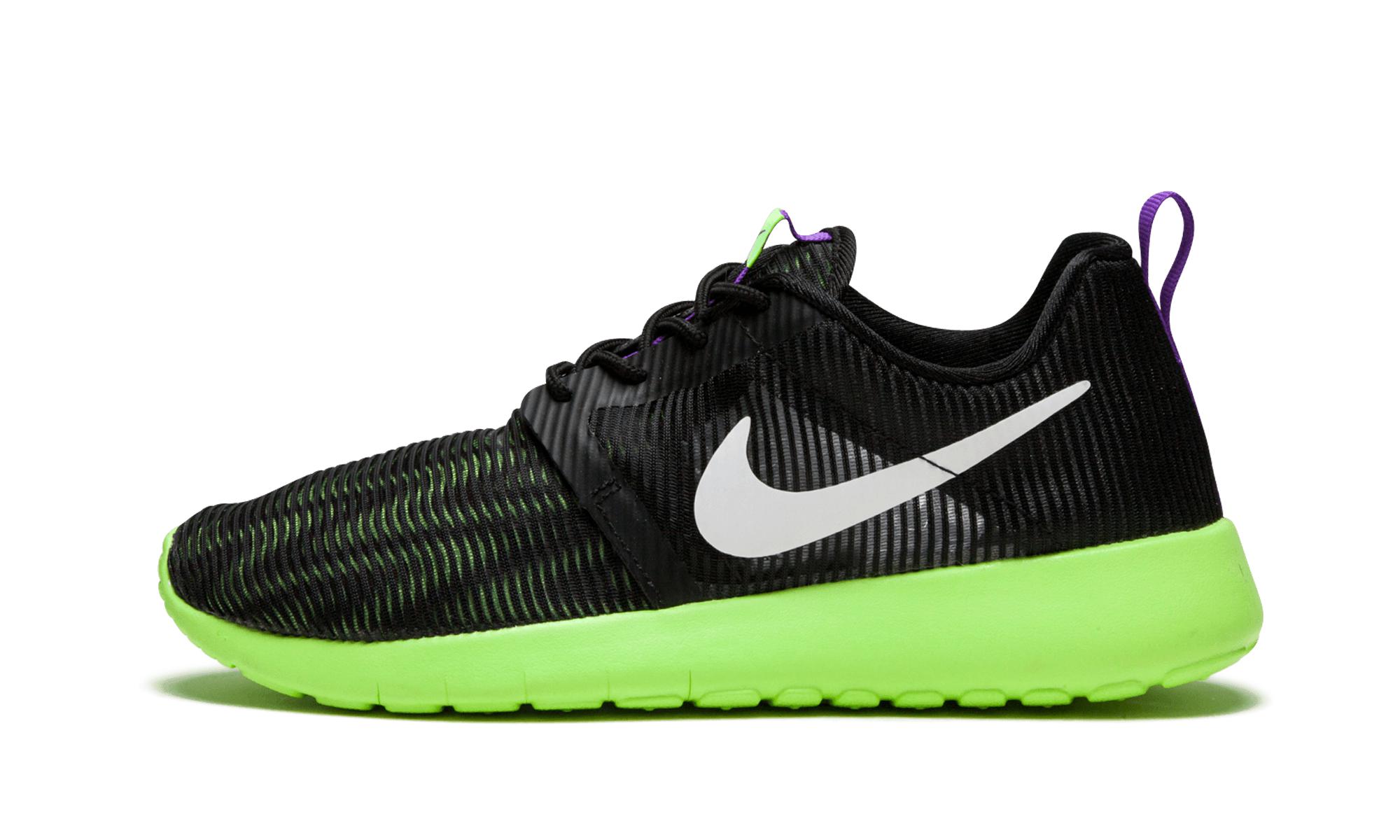 nike mens roshe