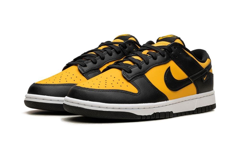 Nike Dunk Low University