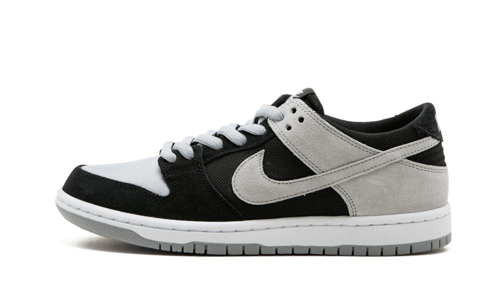 black nike sb dunk low