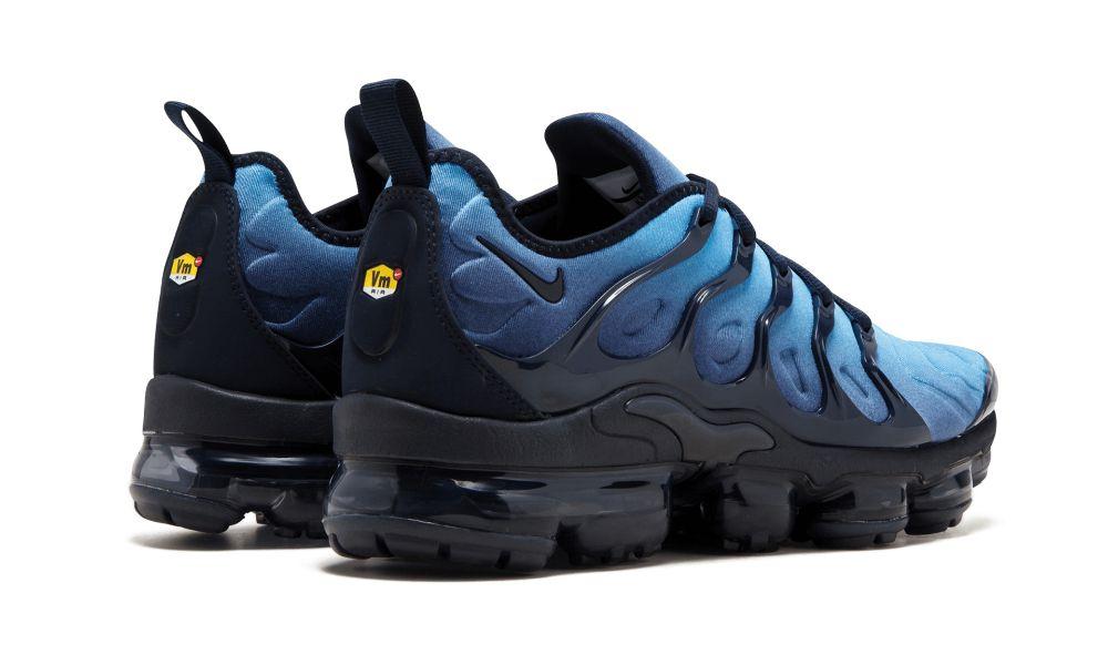Nike vapormax plus obsidian 2025