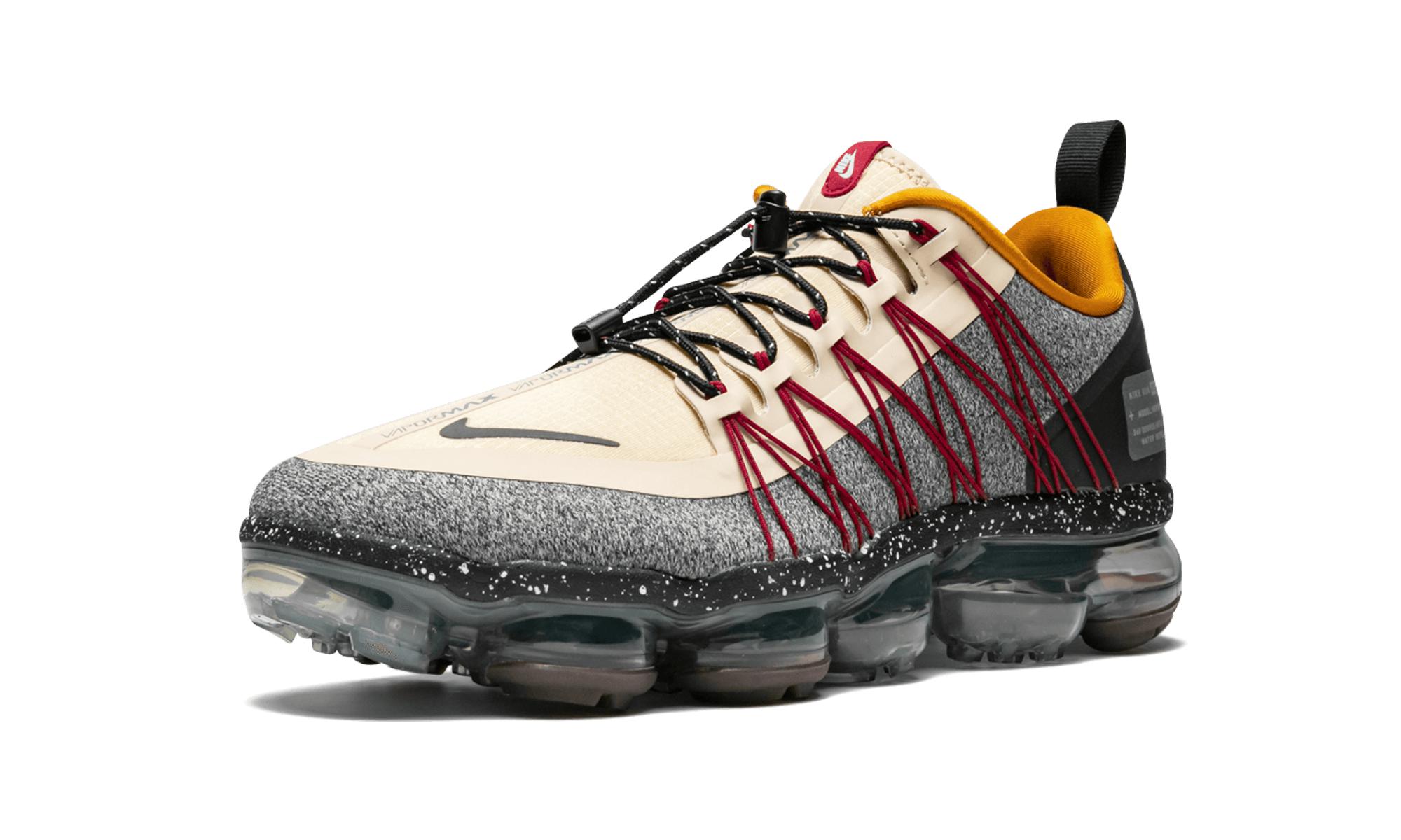 nike air vapormax run utility desert ore